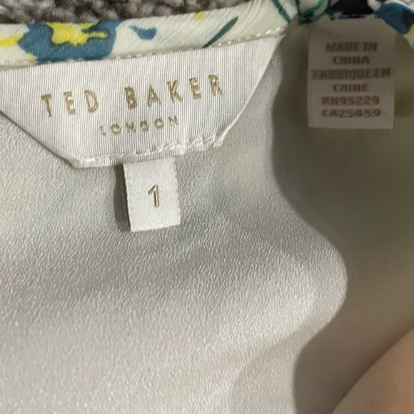 Floral Dress - Picture 5 of 9